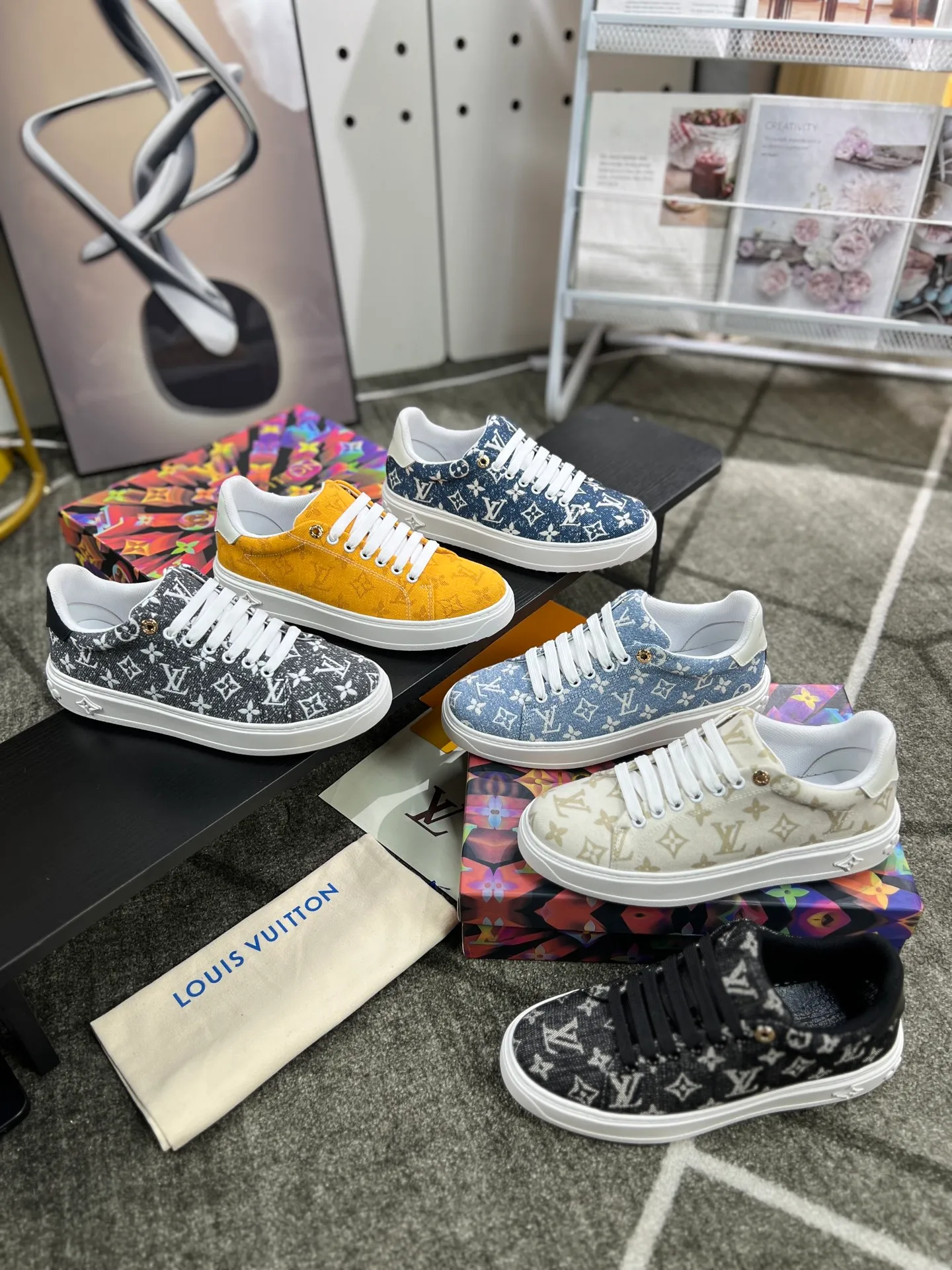 Factory price: 520💰LOUIS VUITTON [Louis VUITTON] New trendy Lv is on the market🎁, casual and fashionable men's shoes👟The upper is made of imported original fabric + cowhide mesh lining, the original wear-resistant rubber outsole, the version is simple and elegant, exclusive for trendy men, six colors available, code number: 38-44, customized 45, 46